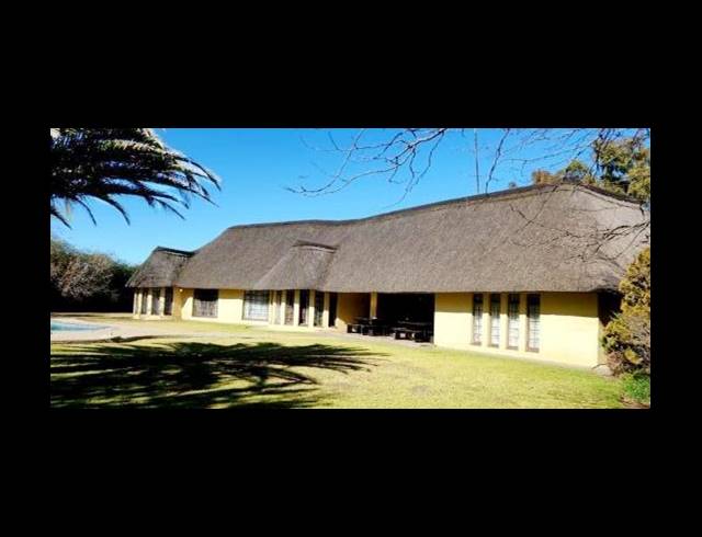 FARM FOR SALE IN ESTOIRE